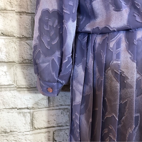 Vintage Dress - Picture 5 of 10